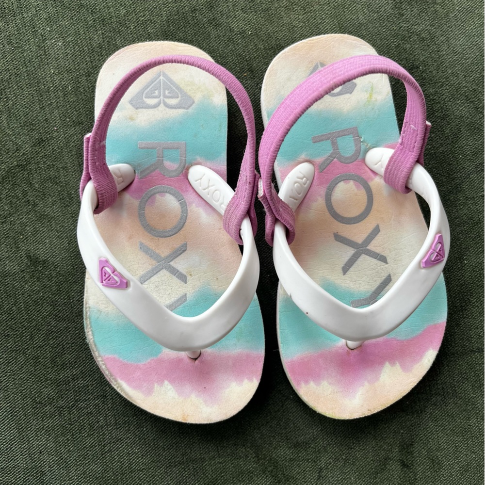 $5 ADD ON 💥 Roxy Toddler Sandals 5/6T